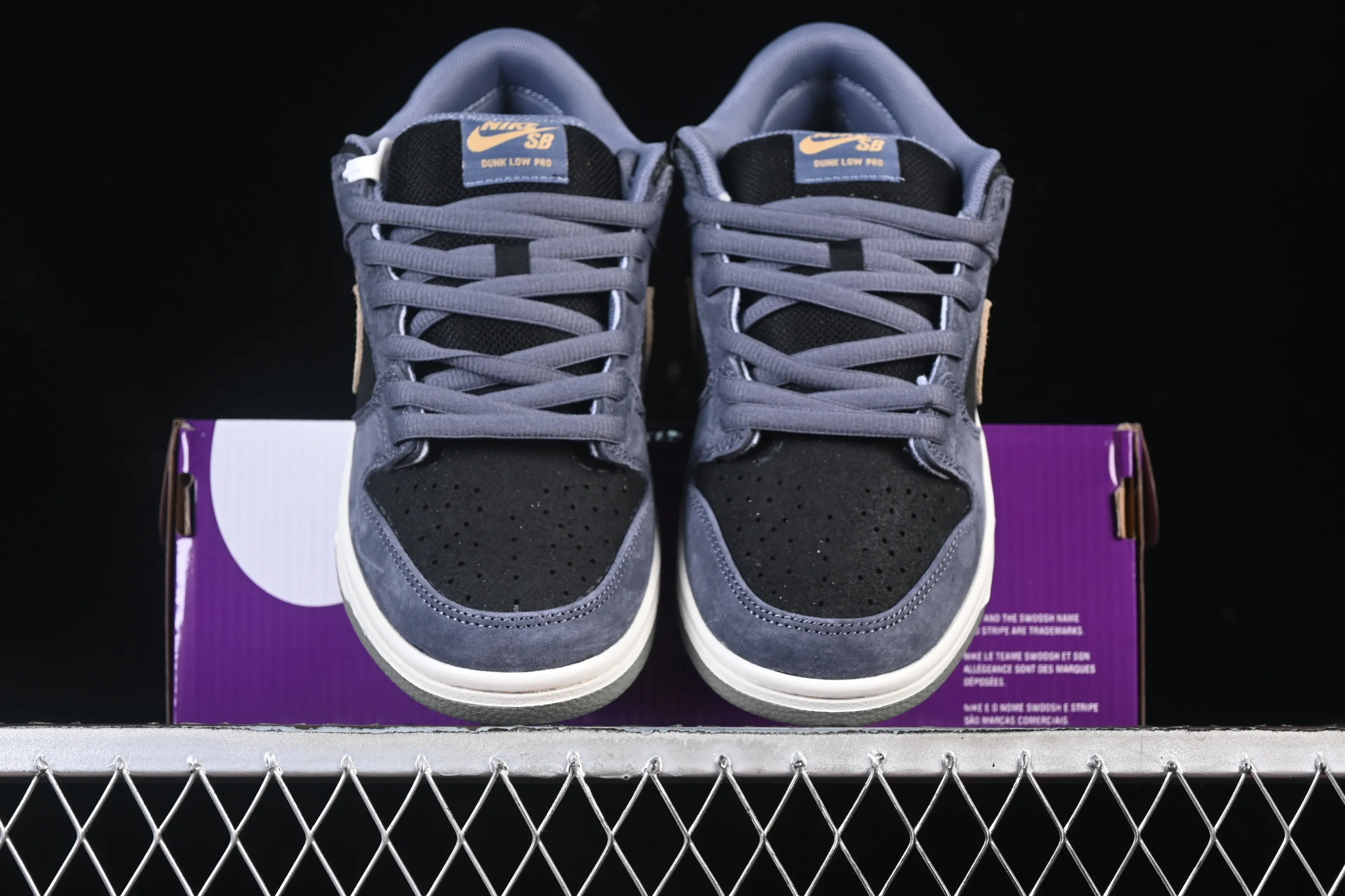 All Categories Nk SB Dunk Series Nk SB Dunk Low Low-top sneakers Nike Dunk SB Dunk Low "Dark Smoke Grey" smoke color low-top casual skate shoes HF3063-002